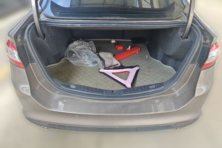 Used Ford Mondeo 2013 2.0L GTDi 200 Fashion Edition Trunk