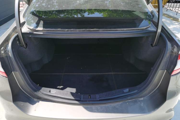 Used Ford Mondeo 2013 2.0L GTDi 200 Luxury Model Trunk