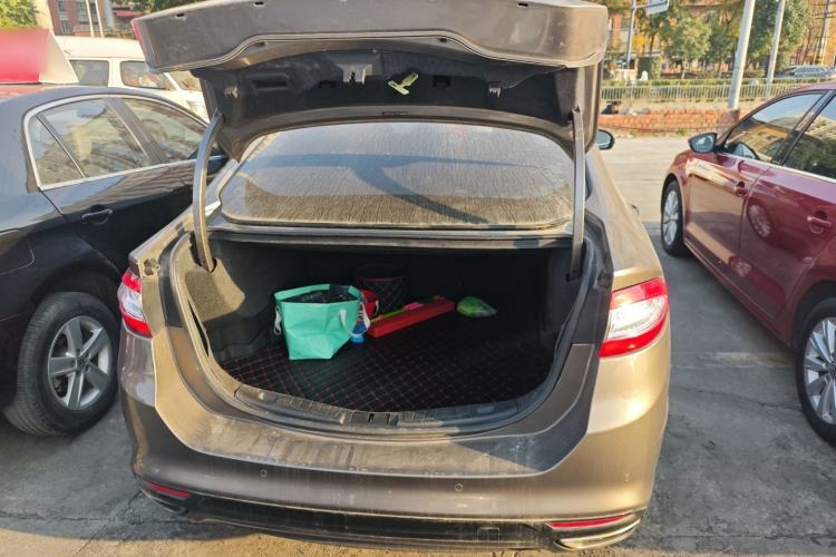 Used Ford Mondeo 2013 2.0L GTDi 200 Fashion Edition Trunk