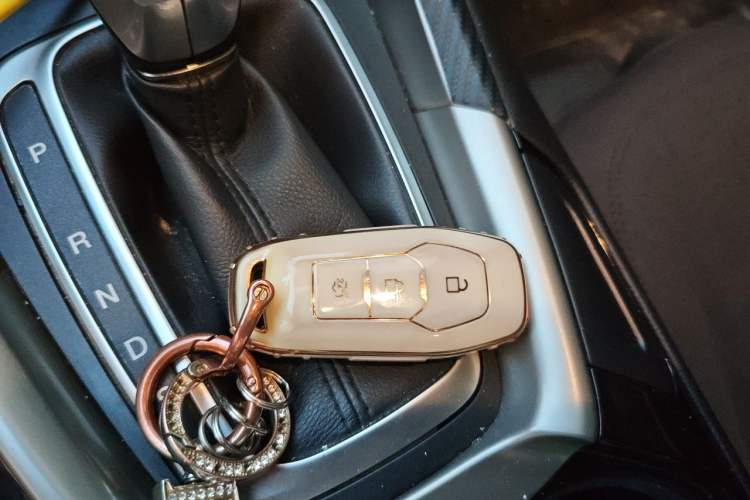 Used Ford Mondeo 2013 2.0L GTDi 200 Fashion Edition Vehicle Key