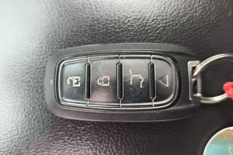 Used Ford Mondeo 2013 2.0L GTDi 200 Fashion Edition Vehicle Key