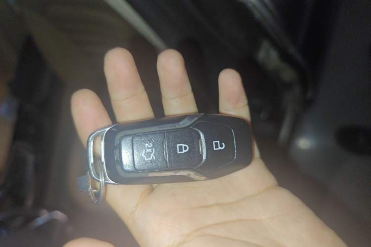 Used Ford Mondeo 2013 2.0L GTDi 200 Fashion Edition Vehicle Key