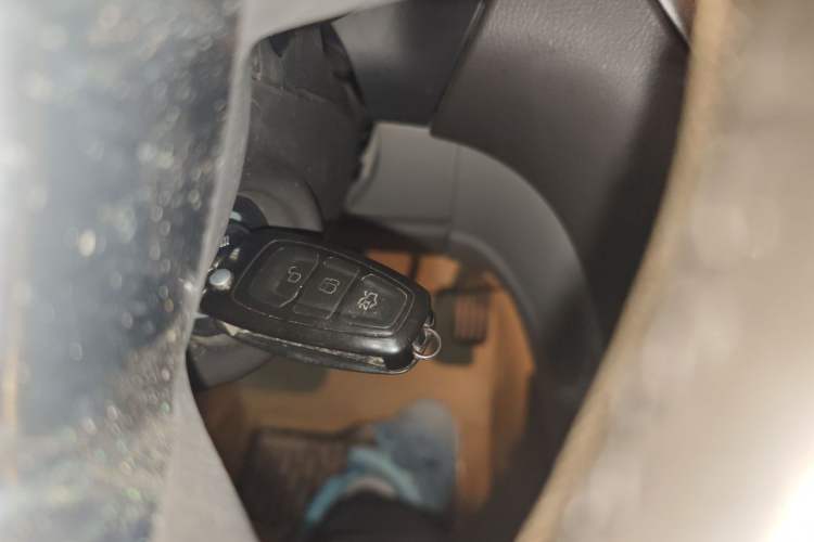 Used Ford Mondeo 2013 2.3L Fashion Edition Vehicle Key