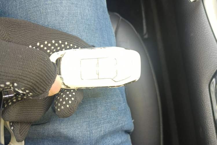 Used Ford Mondeo 2013 2.0L GTDi 200 Fashion Edition Vehicle Key