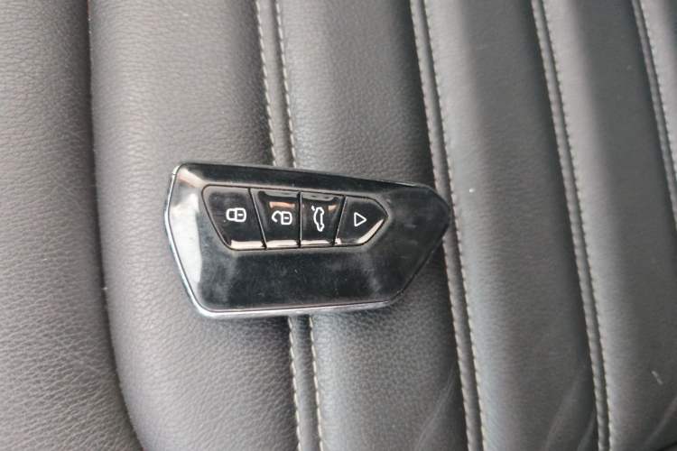 Used Ford Mondeo 2013 2.0L GTDi 200 Fashion Edition Vehicle Key