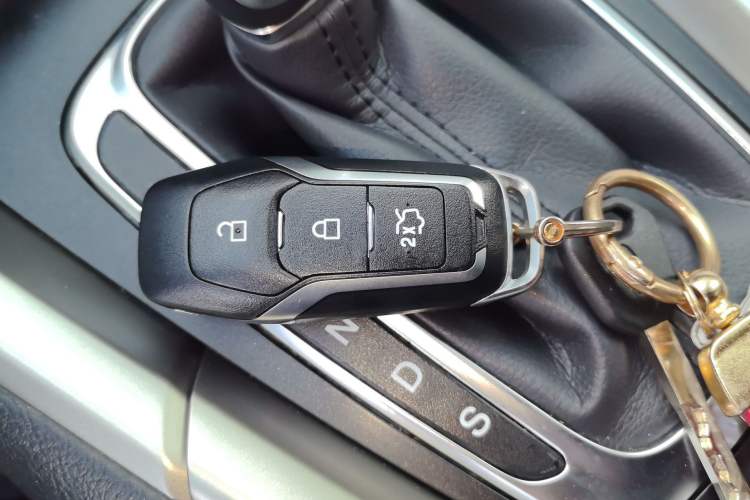 Used Ford Mondeo 2013 2.0L GTDi 200 Luxury Model Vehicle Key