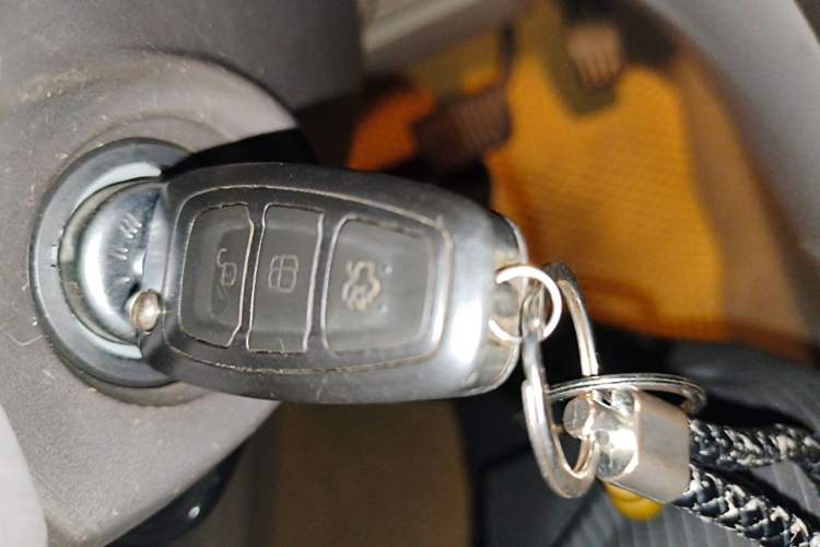 Used Ford Mondeo 2013 2.3L Fashion Edition Vehicle Key