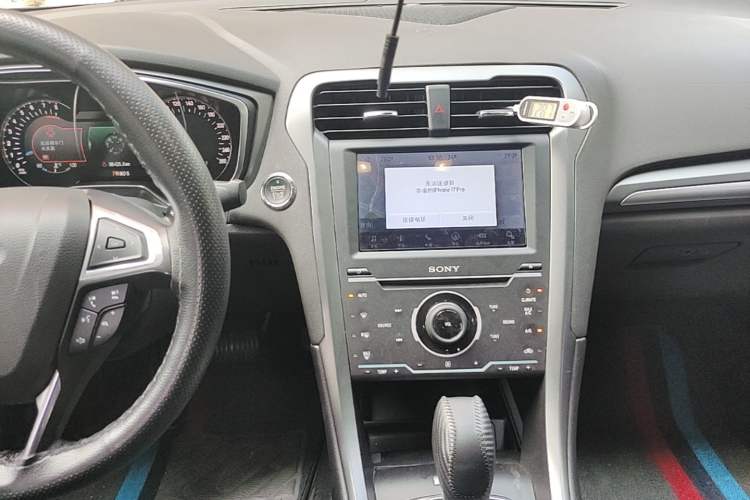 Used Ford Mondeo 2013 2.0L GTDi240 Luxury Sport Model Audio And AC Panel