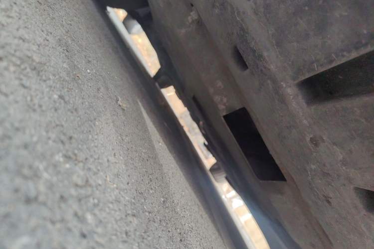 Used Ford Mondeo 2013 2.0L GTDi 200 Luxury Model Chassis Front