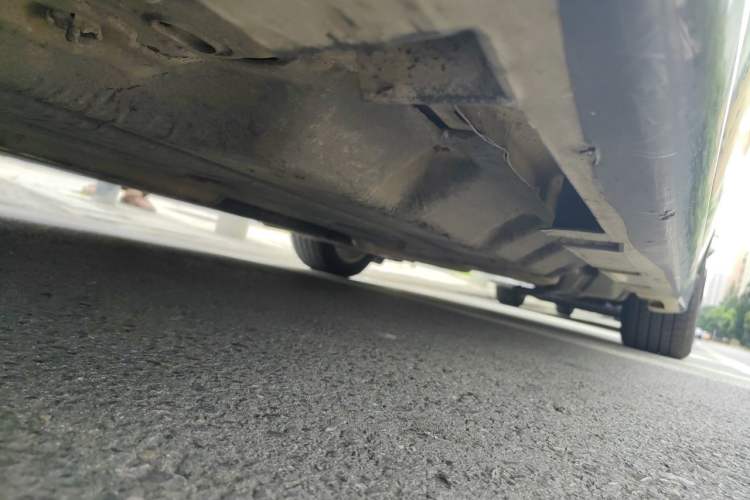 Used Ford Mondeo 2013 2.0L GTDi 200 Fashion Edition Chassis Front Left