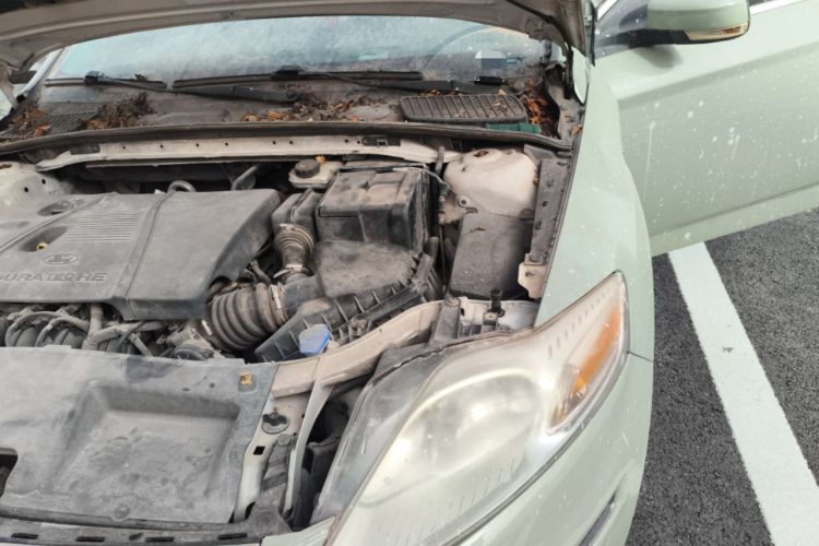 Used Ford Mondeo 2013 2.3L Fashion Edition Engine Bay Left