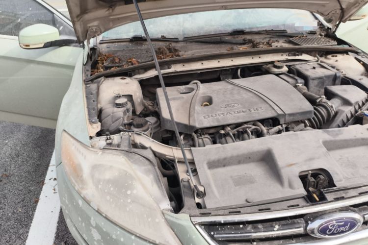Used Ford Mondeo 2013 2.3L Fashion Edition Engine Bay Right
