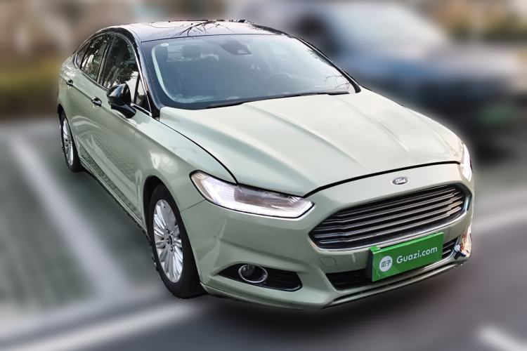 Used Ford Mondeo 2013 2.0L GTDi 200 Fashion Edition Front Right 45 Deg