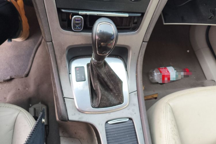 Used Ford Mondeo 2013 2.3L Fashion Edition Gear Lever