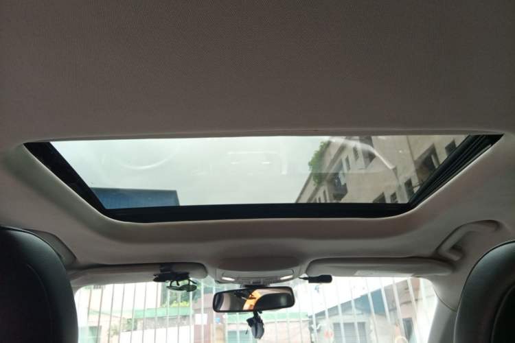 Used Ford Mondeo 2013 2.0L GTDi 200 Fashion Edition Headliner