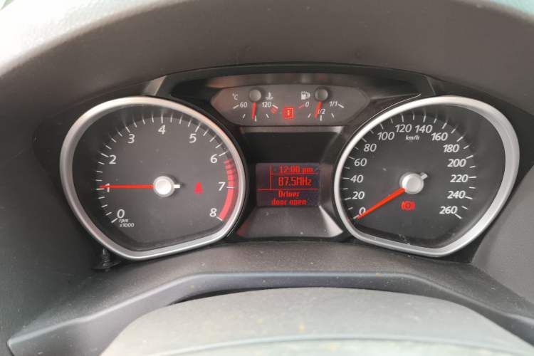 Used Ford Mondeo 2013 2.3L Fashion Edition Instrument Cluster