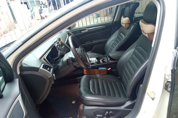 Used Ford Mondeo 2013 2.0L GTDi 200 Fashion Edition Left Front Seat