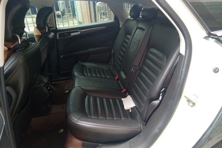 Used Ford Mondeo 2013 2.0L GTDi 200 Fashion Edition Left Rear Seat