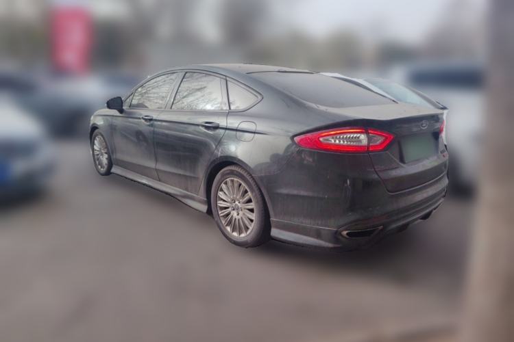 Used Ford Mondeo 2013 2.0L GTDi 200 Luxury Model Rear Left 45 Deg