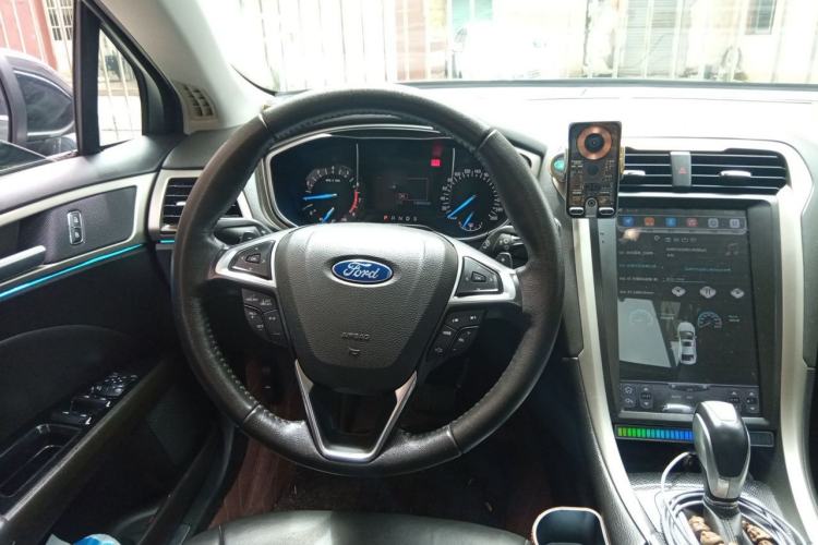 Used Ford Mondeo 2013 2.0L GTDi 200 Fashion Edition Steering Wheel