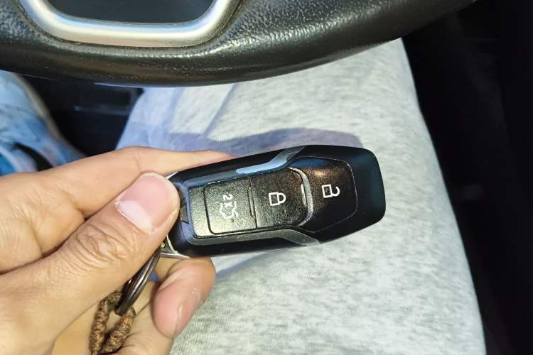 Used Ford Mondeo 2013 2.0L GTDi 200 Fashion Edition Vehicle Key
