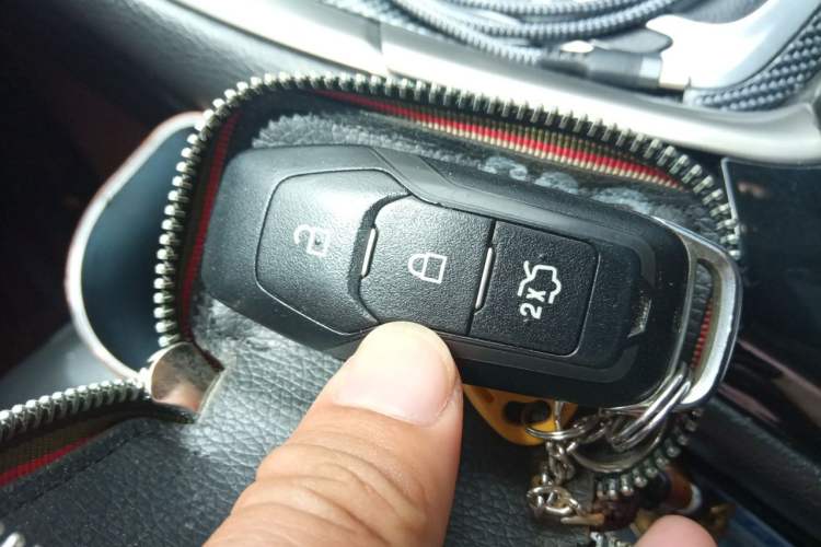 Used Ford Mondeo 2013 2.0L GTDi 200 Fashion Edition Vehicle Key