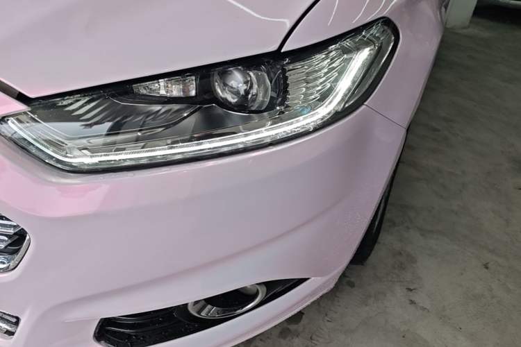 Used Ford Mondeo 2013 2.0L GTDi 200 Luxury Model Left Front Headlight