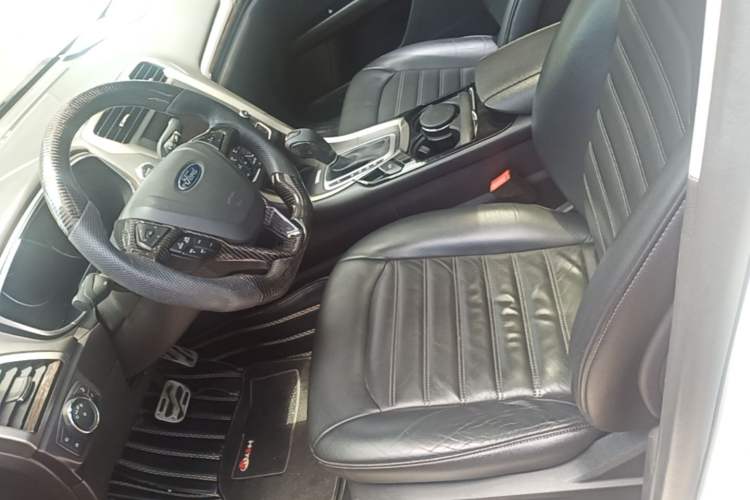 Used Ford Mondeo 2013 2.0L GTDi 200 Luxury Model Left Front Seat