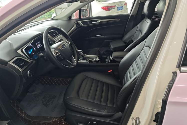Used Ford Mondeo 2013 2.0L GTDi 200 Luxury Model Left Front Seat