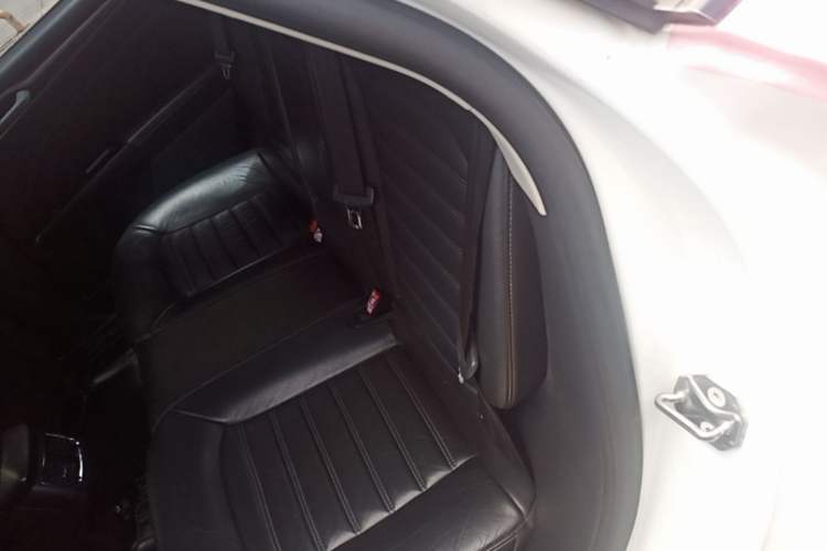 Used Ford Mondeo 2013 2.0L GTDi 200 Luxury Model Left Rear Seat