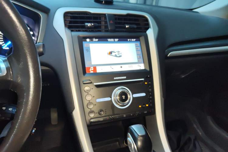 Used Ford Mondeo 2013 1.5L GTDi180 Fashion Edition Audio And AC Panel