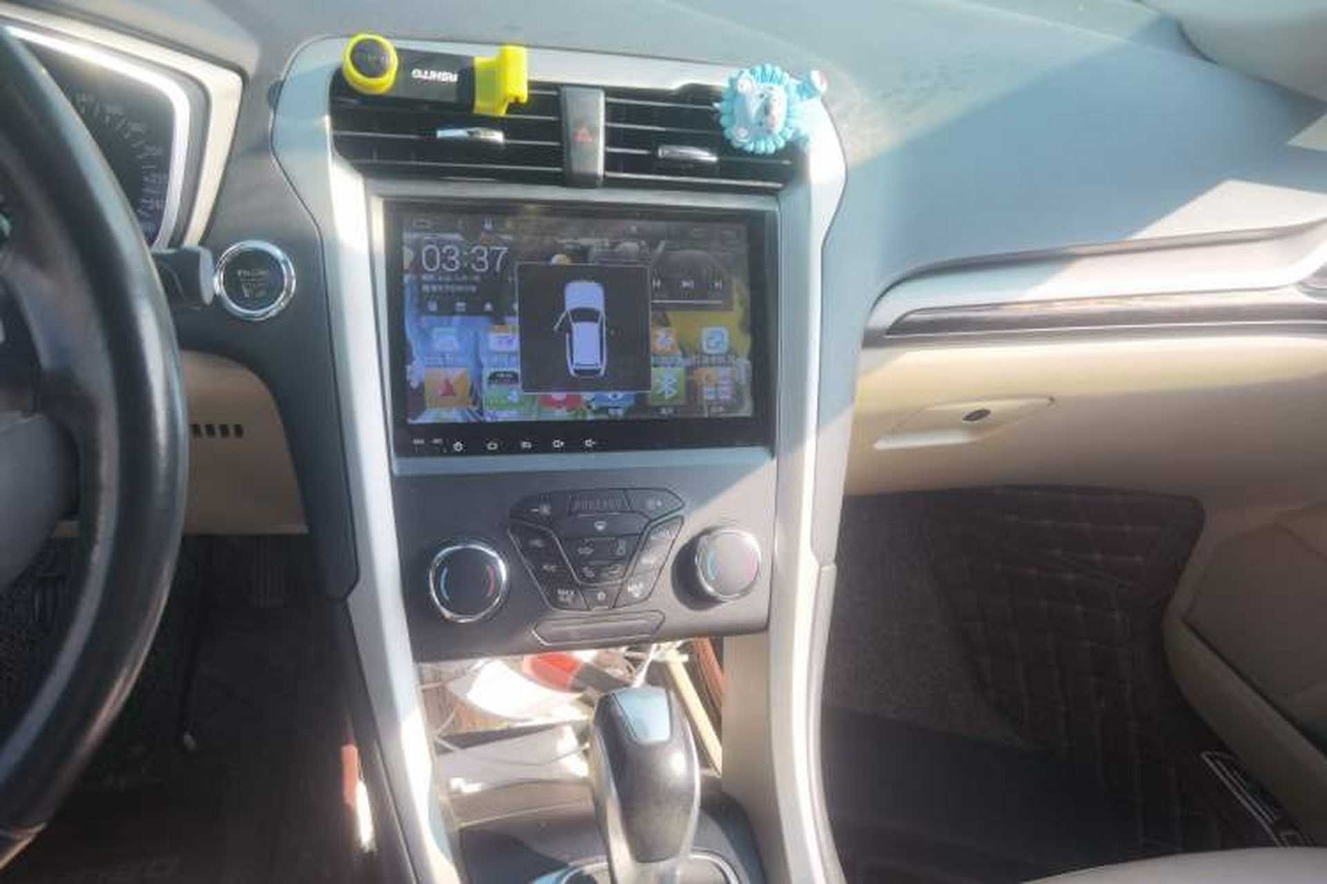 Used Ford Mondeo 2013 2.0L GTDi 200 Fashion Edition Audio And AC Panel
