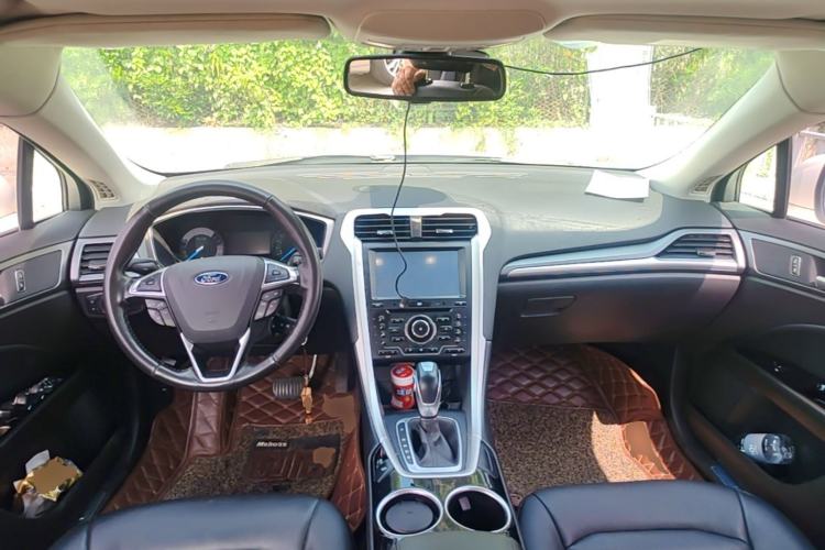 Used Ford Mondeo 2013 1.5L GTDi180 Fashion Edition Center Console