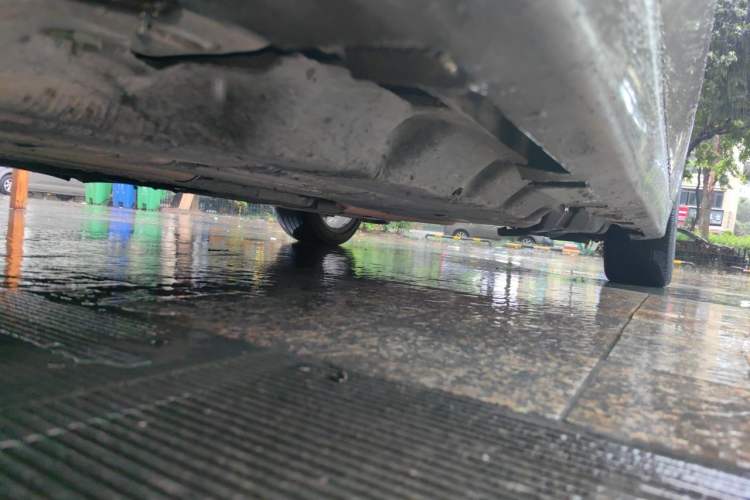 Used Ford Mondeo 2013 2.0L GTDi240 Luxury Sport Model Chassis Front Left