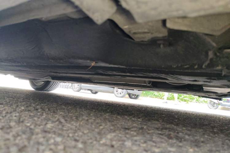 Used Ford Mondeo 2013 2.0L GTDi 200 Fashion Edition Chassis Front Right