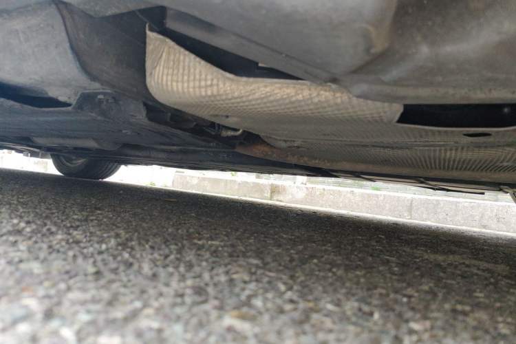 Used Ford Mondeo 2013 2.0L GTDi 200 Fashion Edition Chassis Rear Left