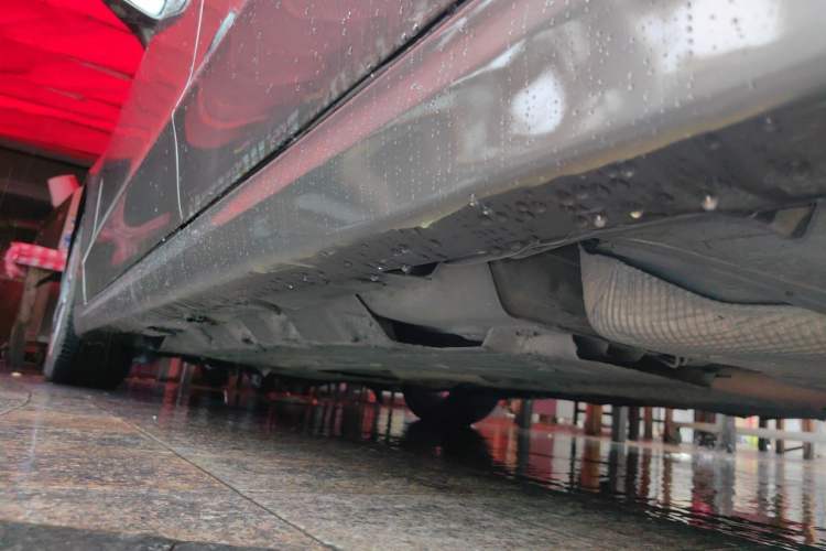 Used Ford Mondeo 2013 2.0L GTDi240 Luxury Sport Model Chassis Rear Left
