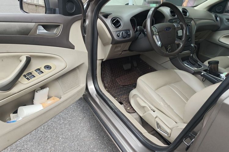 Used Ford Mondeo 2013 2.3L Fashion Edition Driver Seat