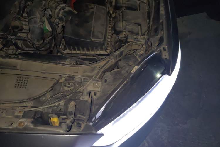 Used Ford Mondeo 2013 1.5L GTDi180 Fashion Edition Engine Bay Left