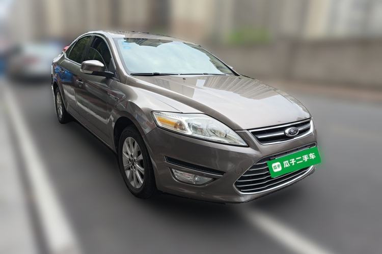Used Ford Mondeo 2013 2.3L Fashion Edition Front Right 45 Deg