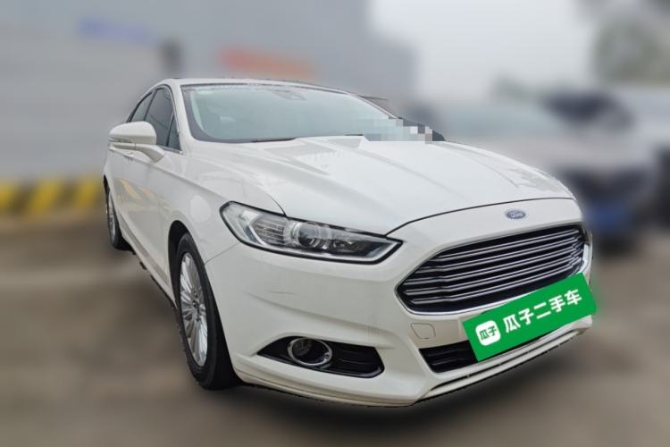 Used Ford Mondeo 2013 2.0L GTDi 200 Fashion Edition Front Right 45 Deg