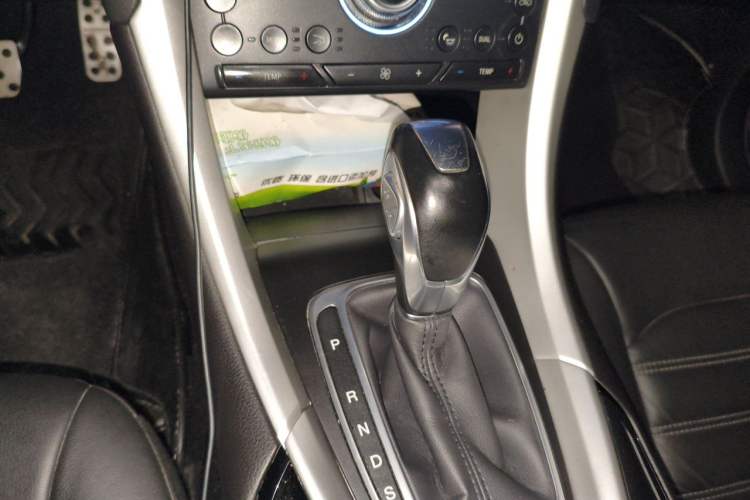 Used Ford Mondeo 2013 1.5L GTDi180 Fashion Edition Gear Lever