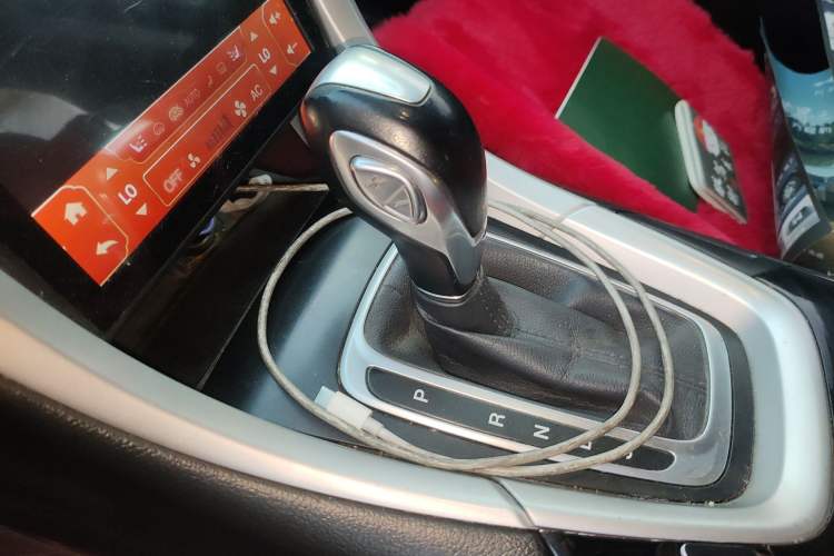 Used Ford Mondeo 2013 1.5L GTDi180 Fashion Edition Gear Lever