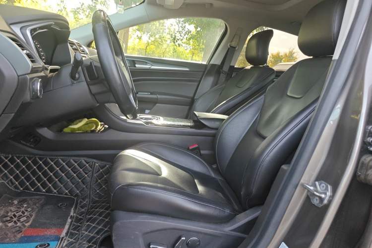 Used Ford Mondeo 2013 2.0L GTDi240 Luxury Sport Model Left Front Seat