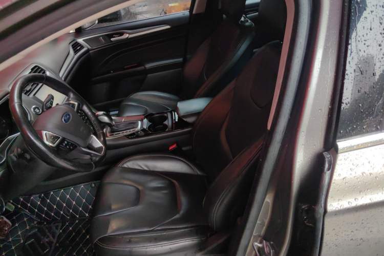 Used Ford Mondeo 2013 2.0L GTDi240 Luxury Sport Model Left Front Seat