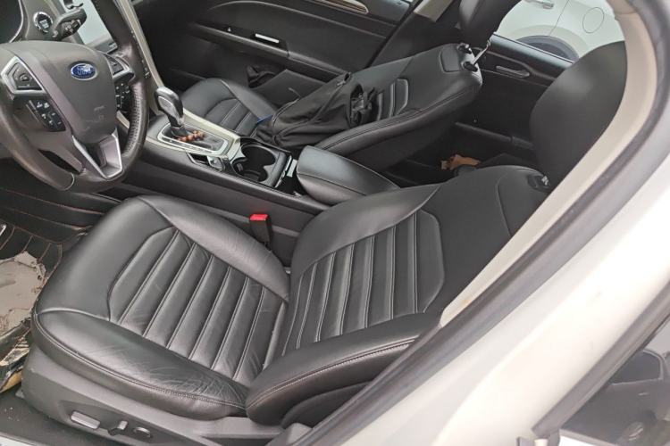 Used Ford Mondeo 2013 2.0L GTDi 200 Fashion Edition Left Front Seat
