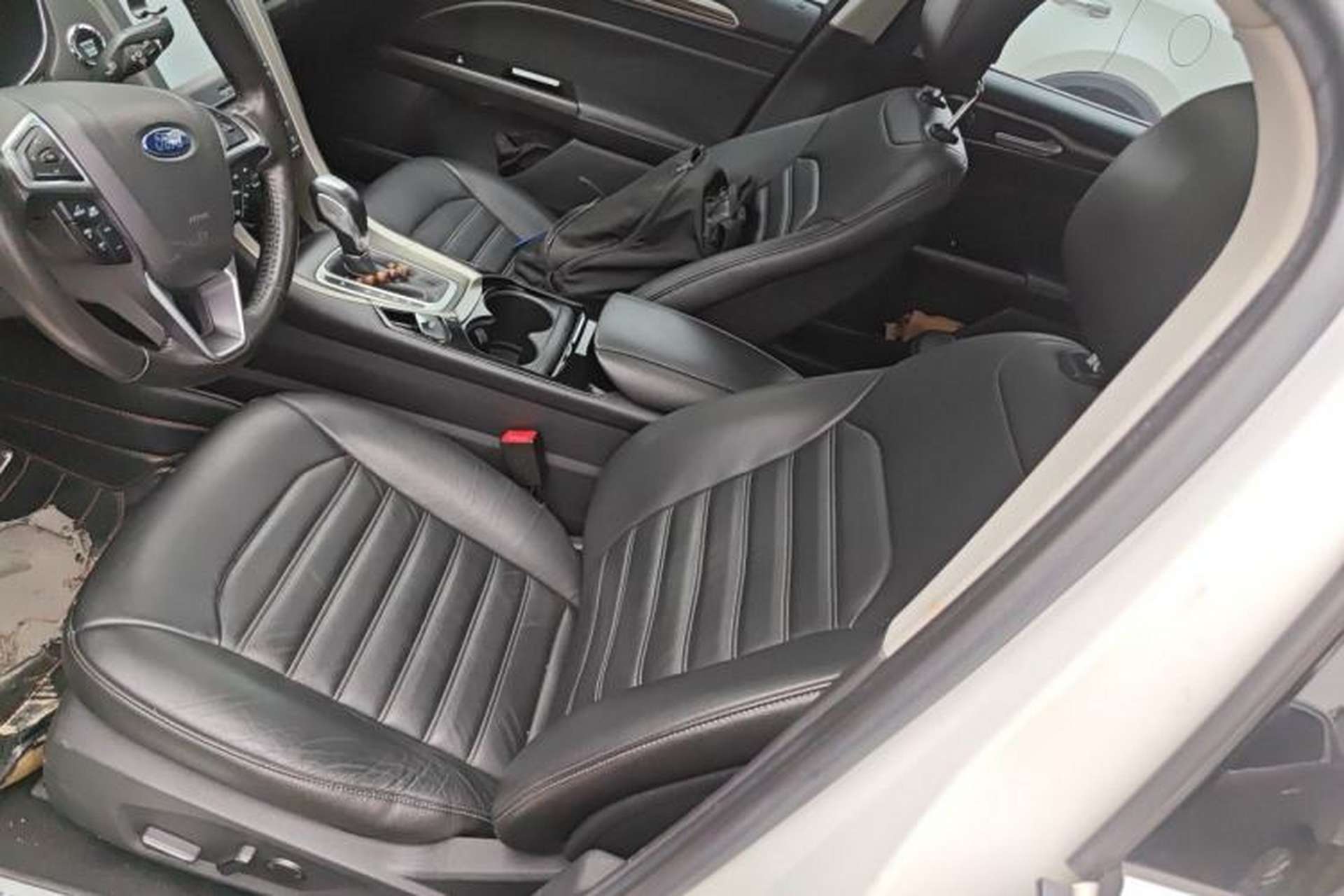 Used Ford Mondeo 2013 2.0L GTDi 200 Fashion Edition Left Front Seat