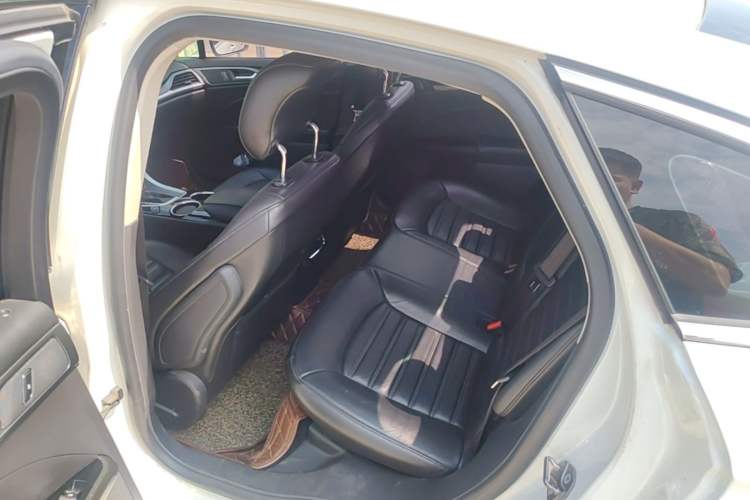 Used Ford Mondeo 2013 1.5L GTDi180 Fashion Edition Left Rear Seat