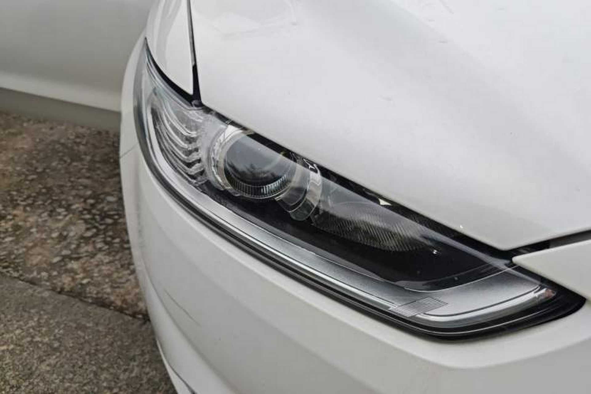 Used Ford Mondeo 2013 2.0L GTDi 200 Fashion Edition Right Front Headlight