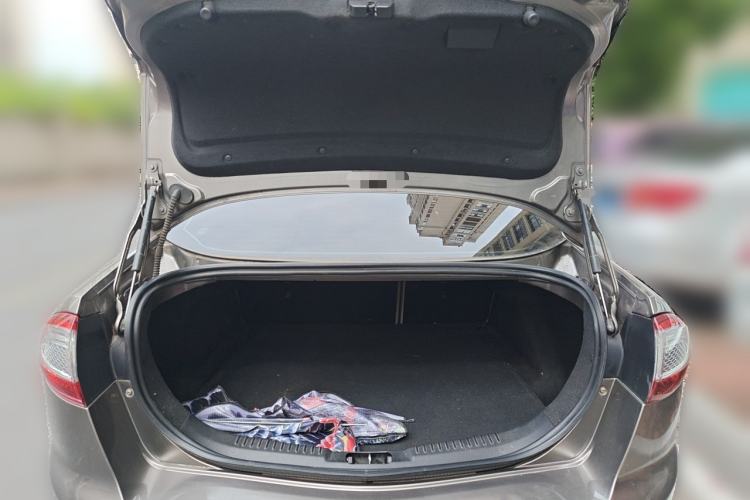 Used Ford Mondeo 2013 2.3L Fashion Edition Trunk